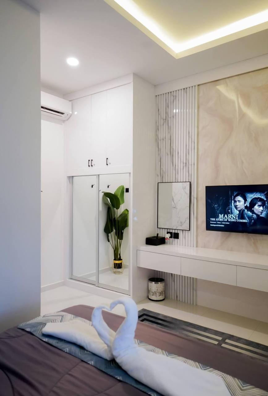 Auranad Tinyhouse Bandar Tanah Merah Wifi Netflix Eksteriør bilde