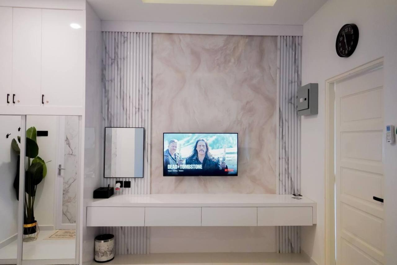 Auranad Tinyhouse Bandar Tanah Merah Wifi Netflix Eksteriør bilde