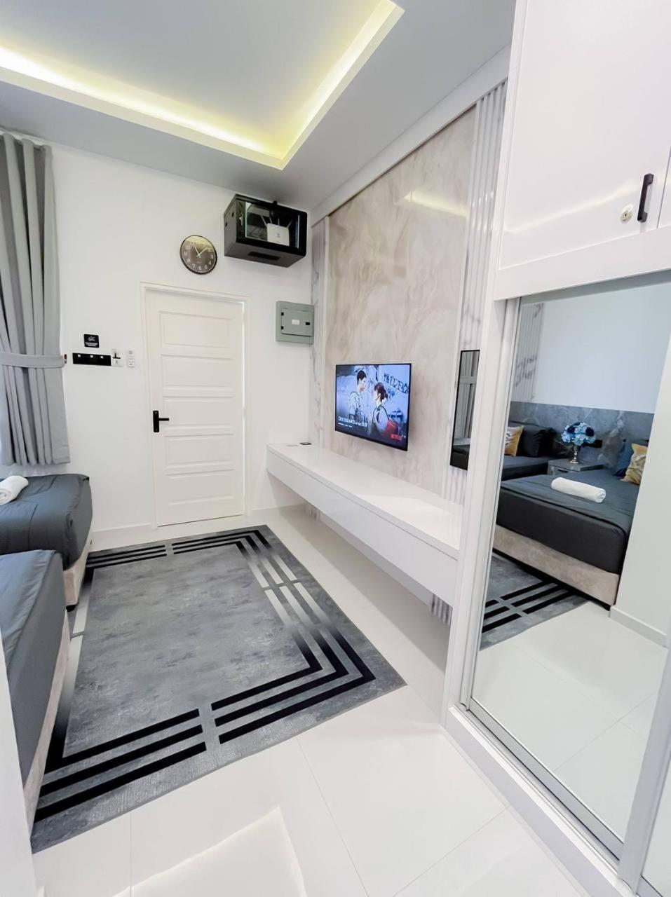 Auranad Tinyhouse Bandar Tanah Merah Wifi Netflix Eksteriør bilde